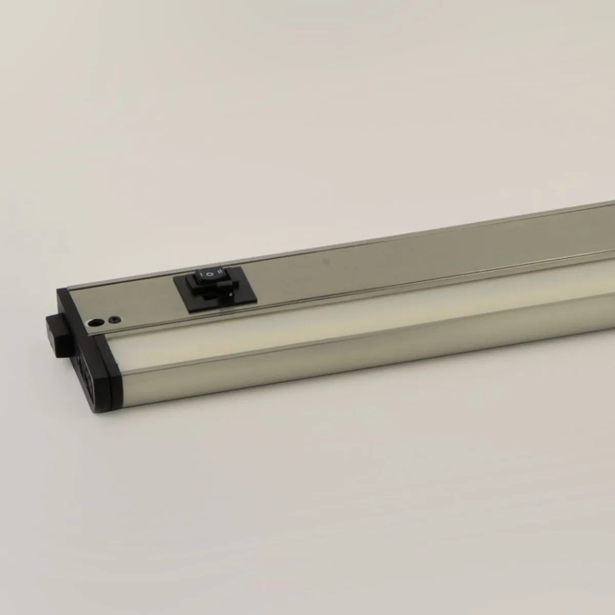 CounterMax 5K 30 Inch LED Under Cabinet Light, 2700K to 5000K, 1800 Lumens, 120V, Nickel