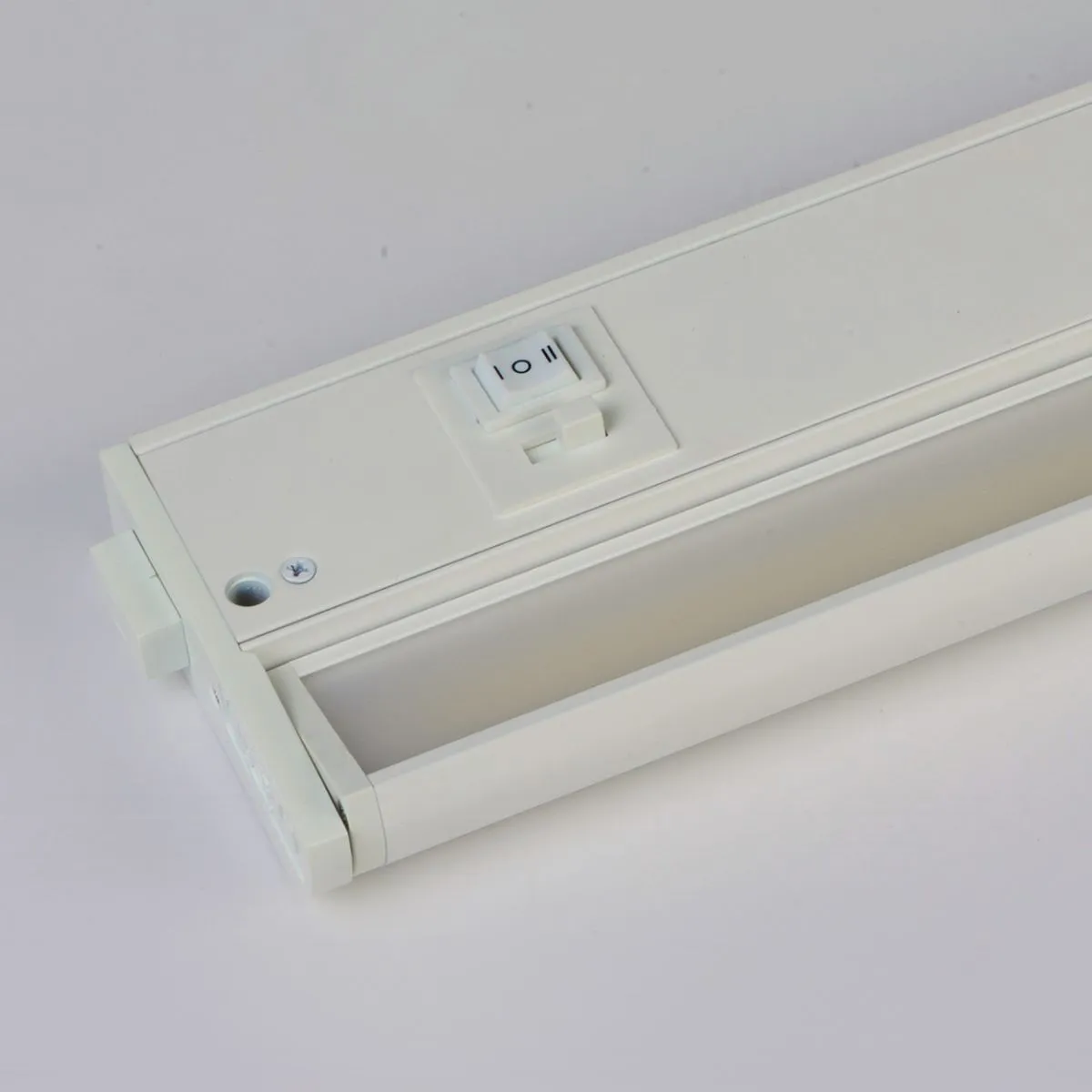 CounterMax 5K 6 Inch LED Under Cabinet Light, 2700K to 5000K, 360 Lumens, 120V, Bronze