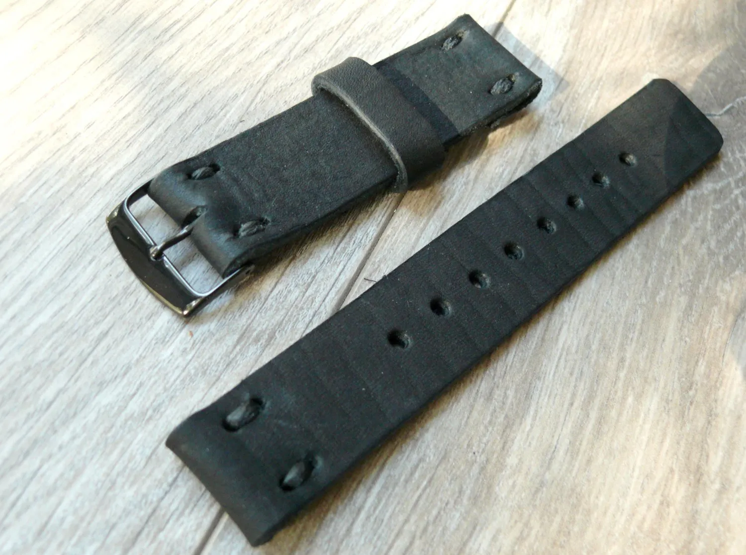 Handmade Leather Watch Band for Garmin Fenix