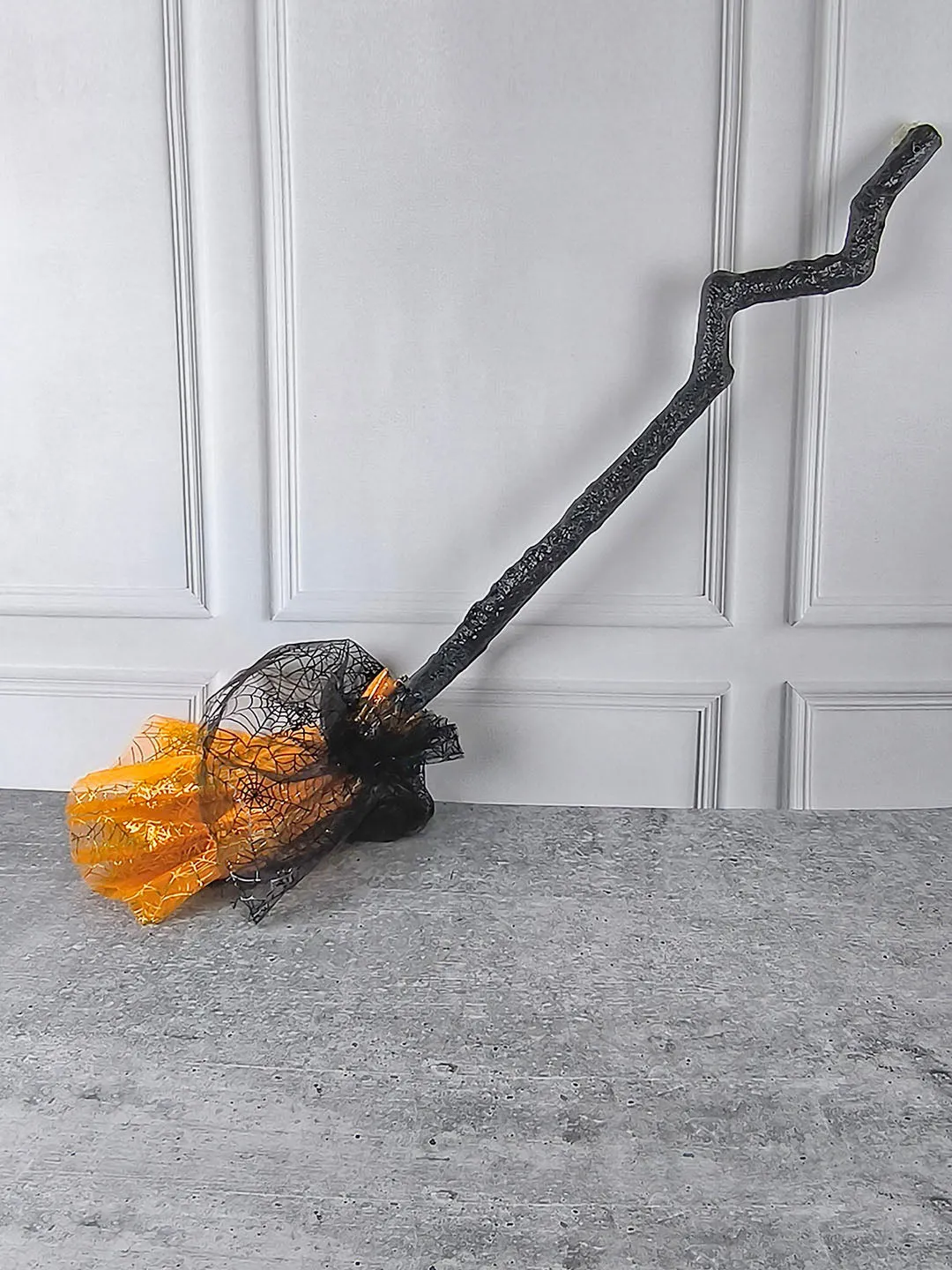 Little Surprise Box Witch Broom Stick for Halloween Costume Party & Halloween Home office Decor