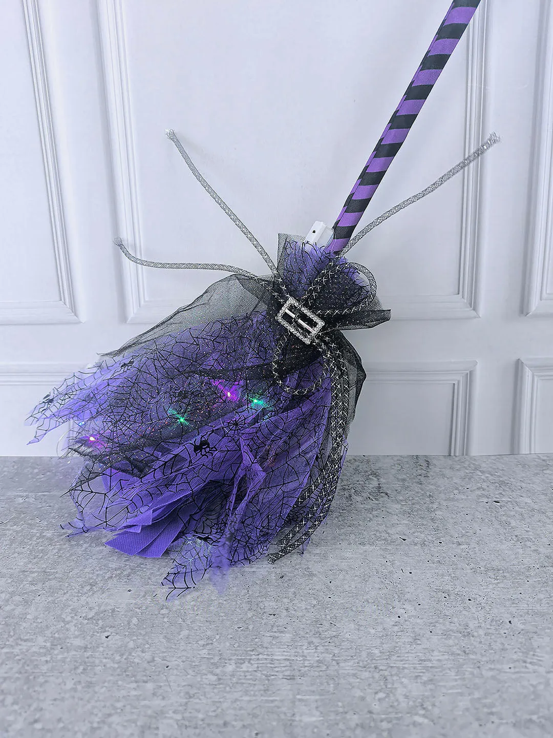 Little Surprise Box Witch Broom Stick for Halloween Costume Party & Halloween Home office Decor