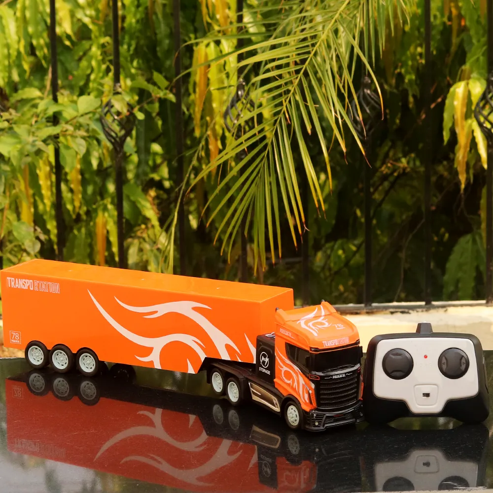 RC Transport Container Truck with Movable Driver's Cabin (1:16 Scale) - Orange