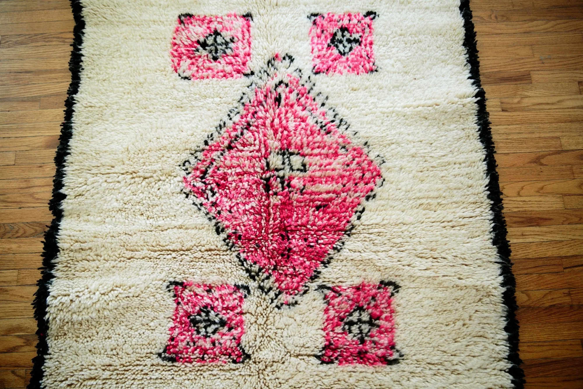 [SOLD] PINK ARCADE boucherouite vintage moroccan berber carpet